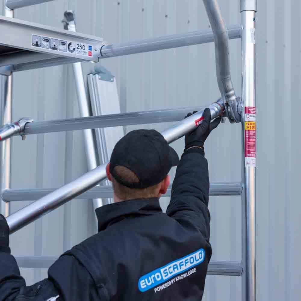 euroscaffold-rolsteiger-standaard-135x250-42m-werk (5)