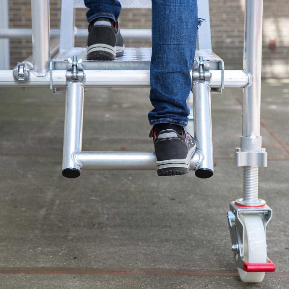 euroscaffold-trappentoren-135x250-102m-werkhoogte (4)